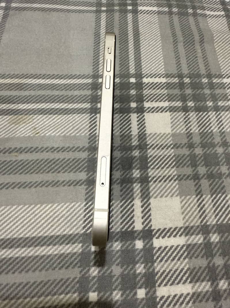 10/10 condition iPhone 12 pta approved 256 gb battery health 99 1