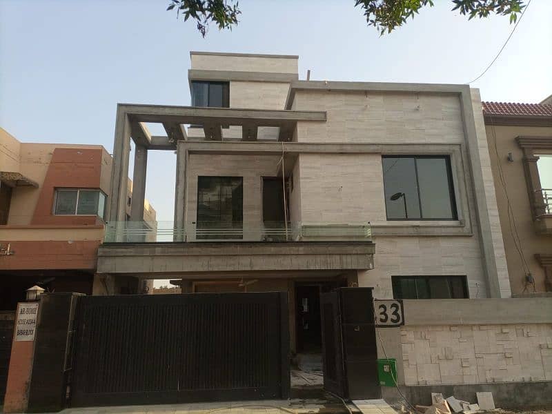 ALUMINIUM WINDOW AND GLASS PARTITION 8