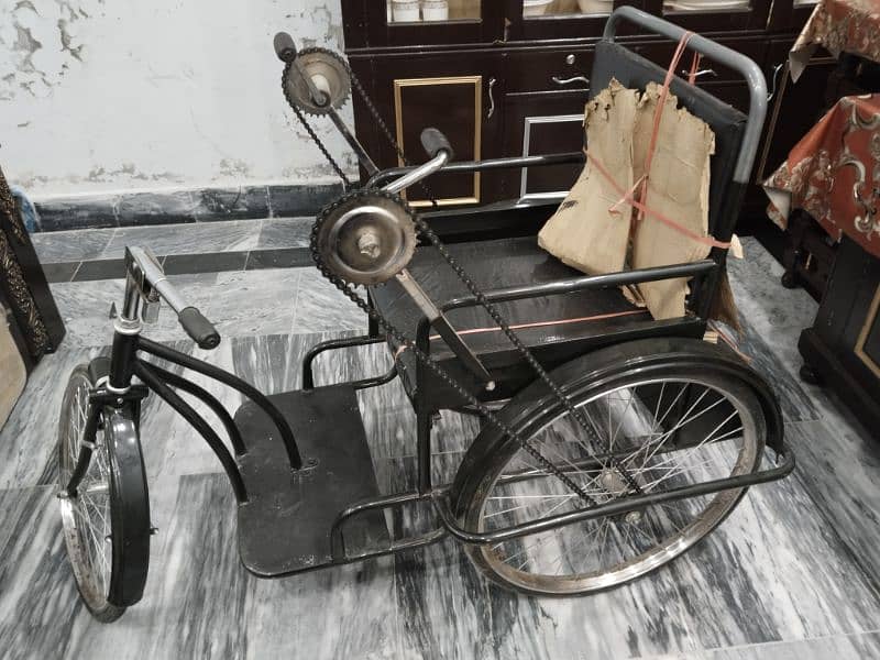 Manual Wheelchair for sale/Excellent Condition/Foldable & Comfortable 3