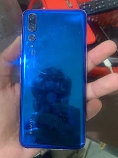 Huawei  P20 pro. PTA approved
