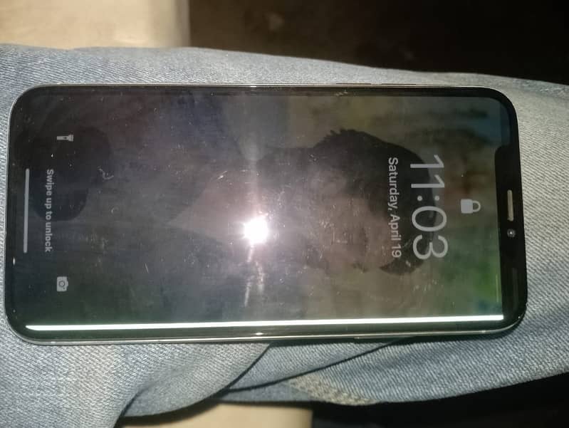 Iphone x—64 gb. Bypass 1
