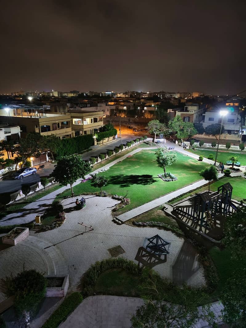 apartment for sell 3 bed dd in nishat commercial park facing 1
