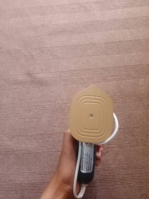 Whole Sale Dealer: Portable mini steam irons 0