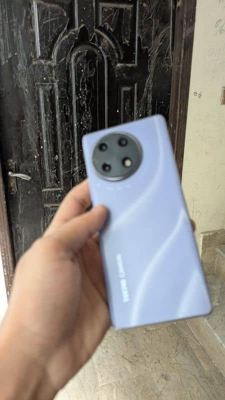 All okay set hai grntee b hai box available 9