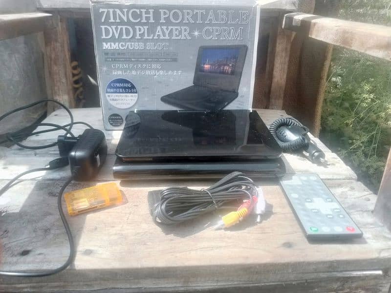 7inch portable DVD player cprm 6