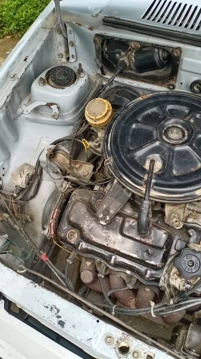 Suzuki Swift 1992 5