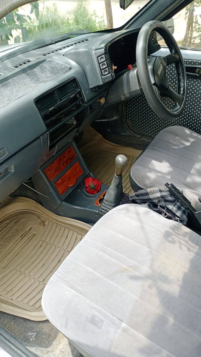 Suzuki Swift 1992 7