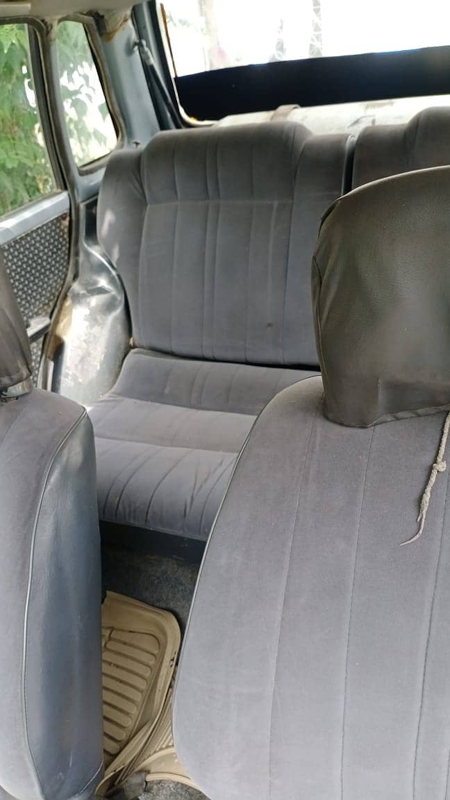 Suzuki Swift 1992 8