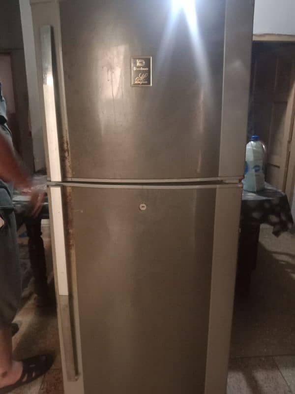 Dawlance refrigerator. 0