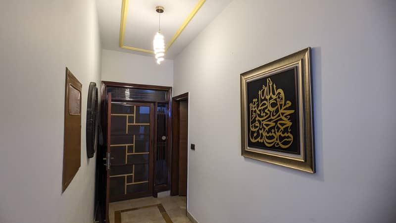 300 Square Yards Lower Portion Is Available In Gulistan-e-Jauhar - Block 14 0