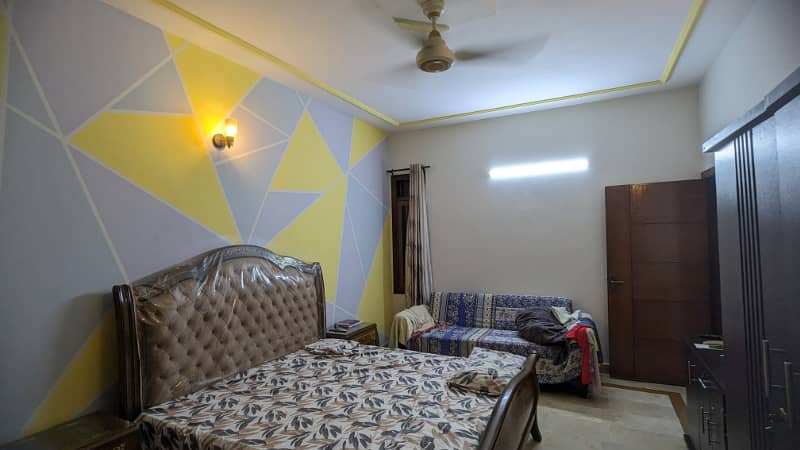 300 Square Yards Lower Portion Is Available In Gulistan-e-Jauhar - Block 14 9