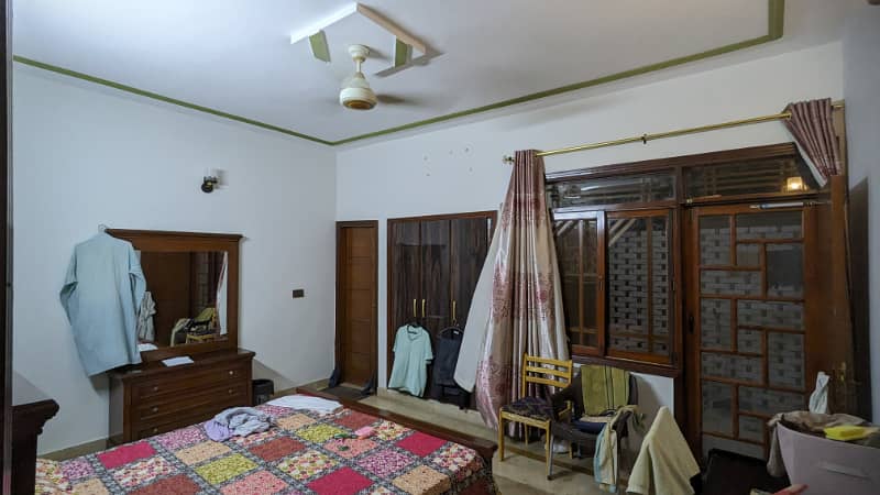 300 Square Yards Lower Portion Is Available In Gulistan-e-Jauhar - Block 14 10