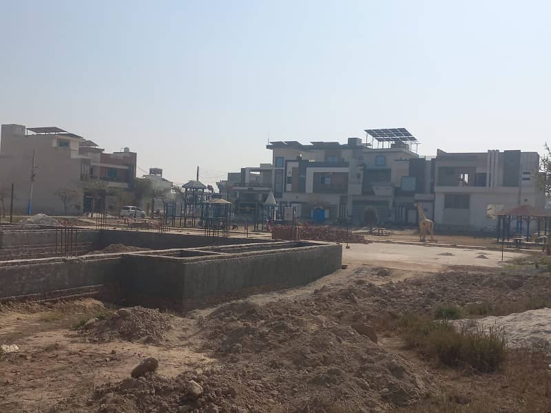 5 Marla Residential Plot On Installment For Sale In Sahiwal Azan City 5