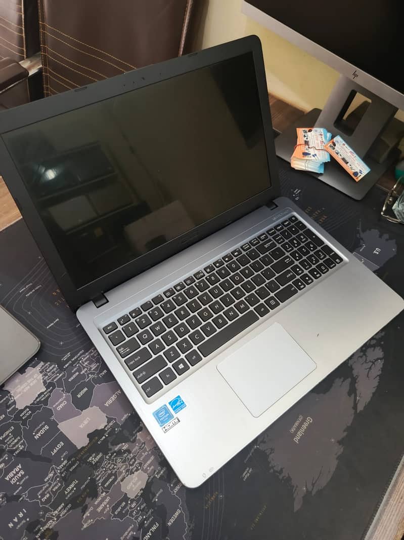 ASUS X540SA Vivobook Pentium(R) X540SA 8th Gen 4GB 320GB COD available 9