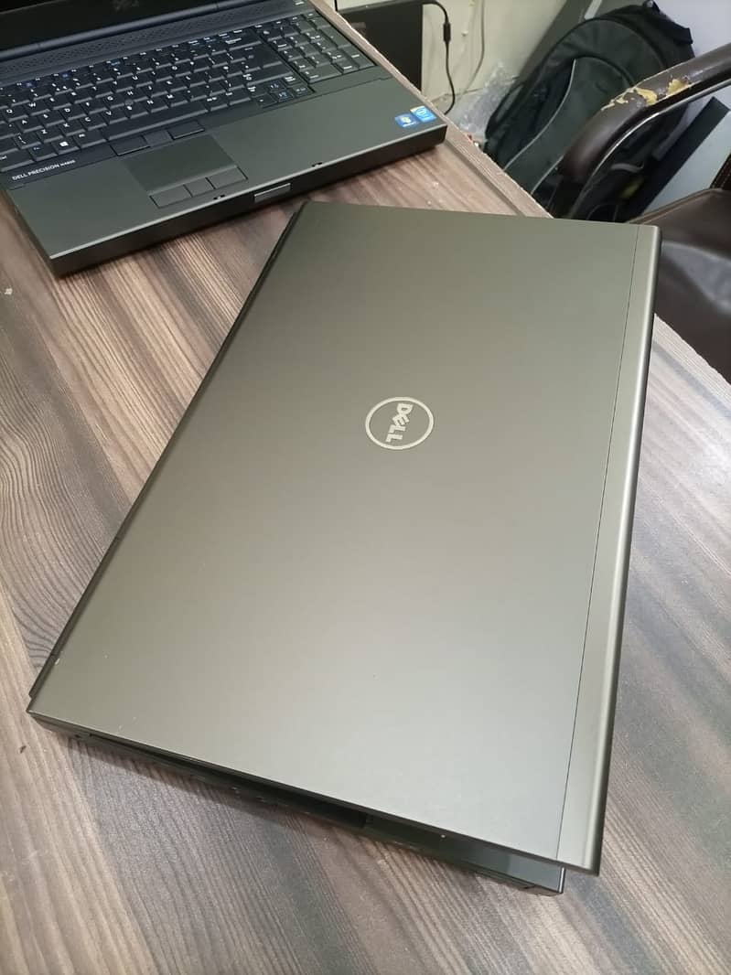 Dell Precision Gaming Laptop M6800 4GB NVIDIA Core i7-4810MQ 4th Gene 12