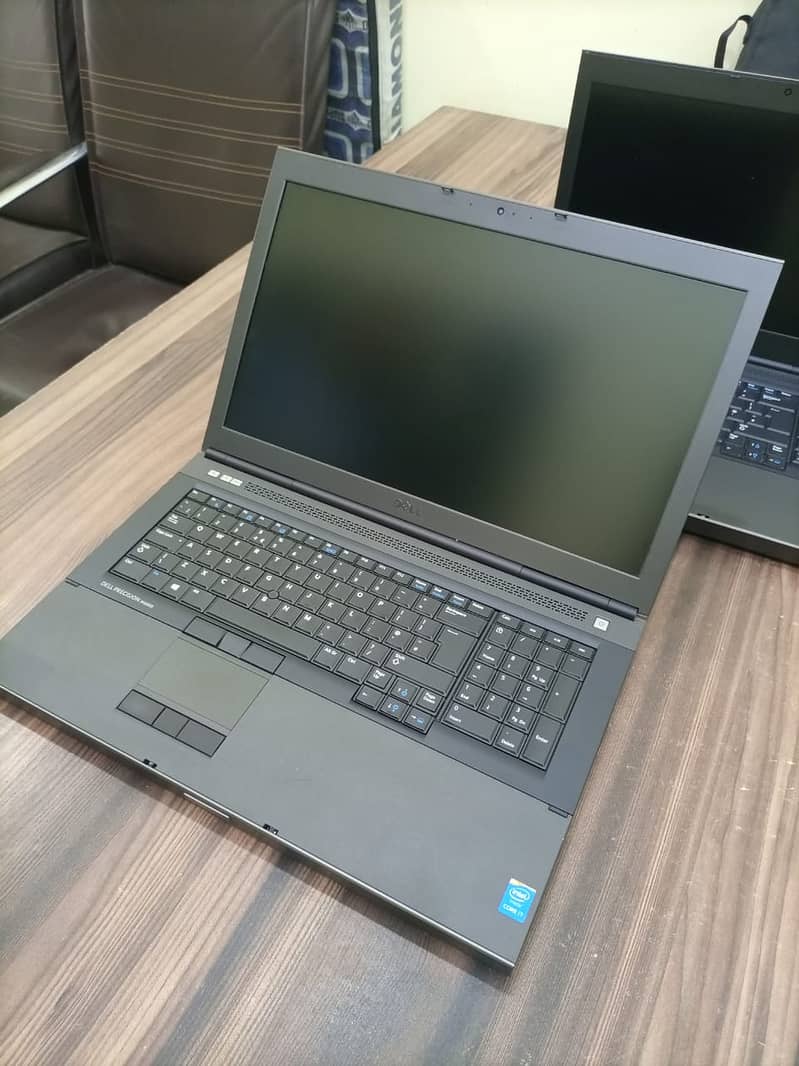 Dell Precision Gaming Laptop M6800 4GB NVIDIA Core i7-4810MQ 4th Gene 13