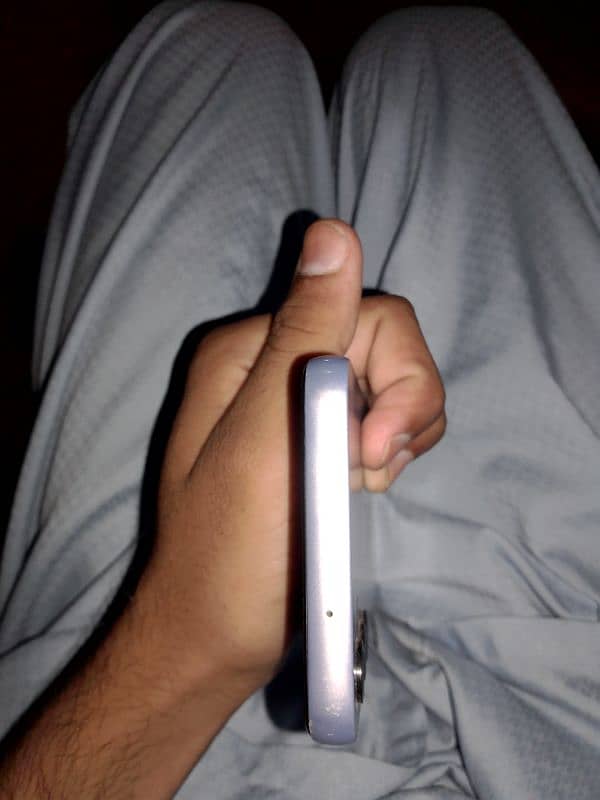 5 month used 6.128 gb watts app number 03406967298 2