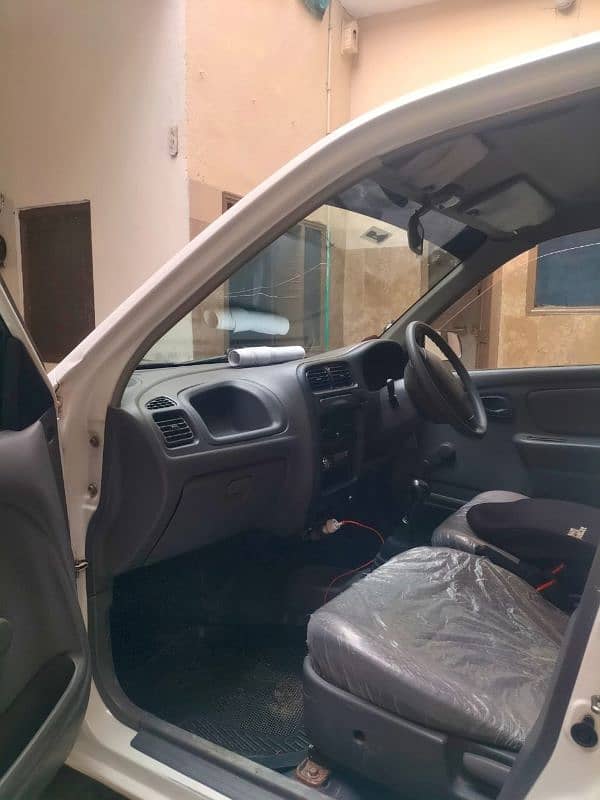 Suzuki Alto 2011 3
