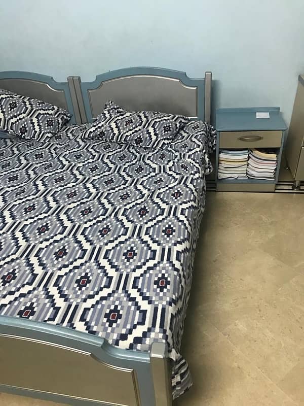 2 x single bed in new condition for sale 1