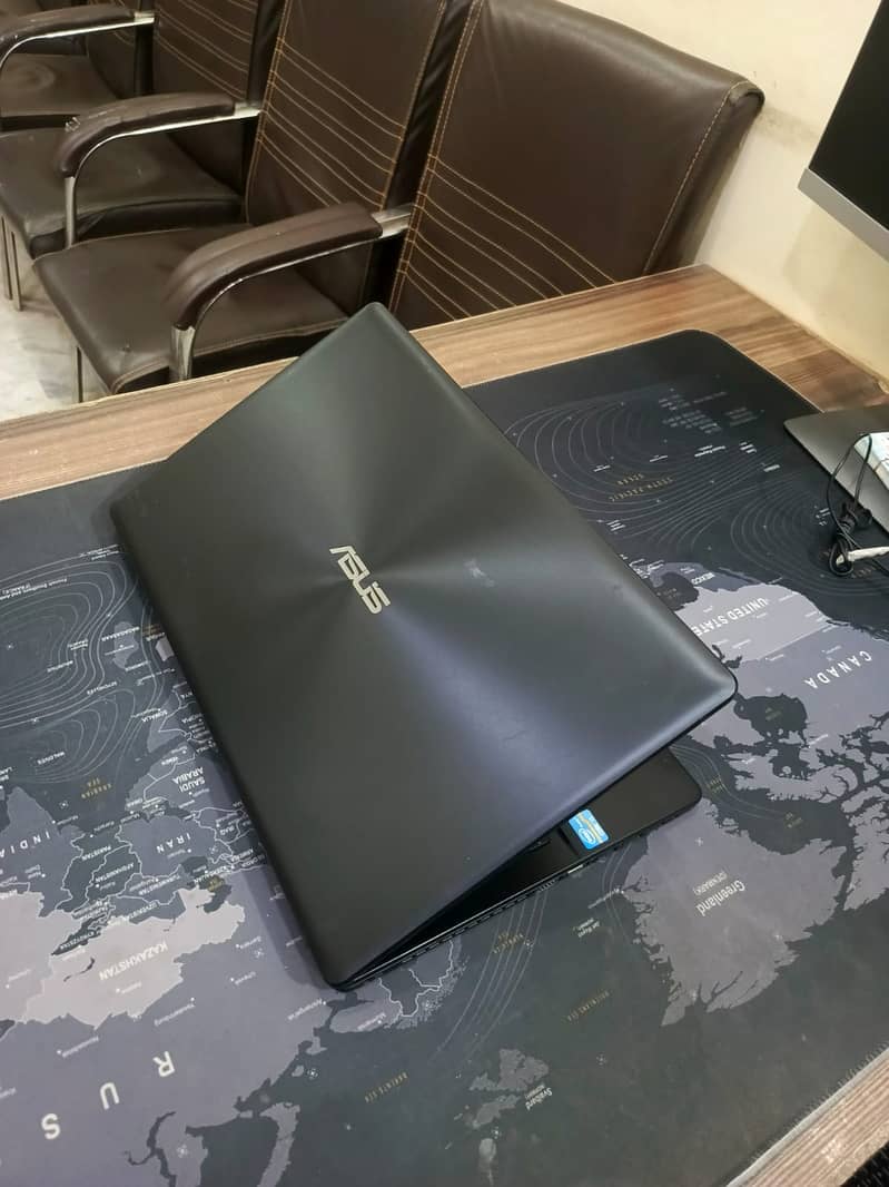 Asus P550C Notebook Core i5 3rd Gen 6GB Ram 320GB HDD 0