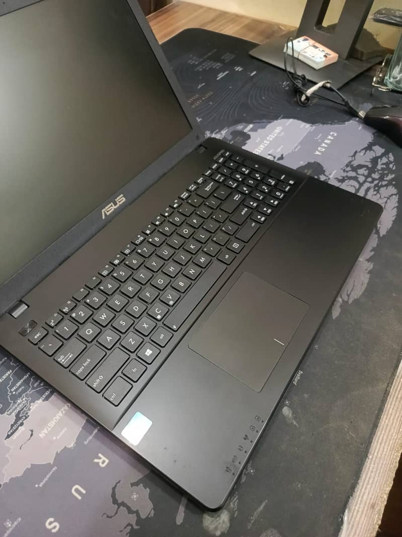 Asus P550C Notebook Core i5 3rd Gen 6GB Ram 320GB HDD 6