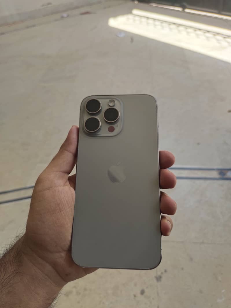 I phone 15pro max jv 2