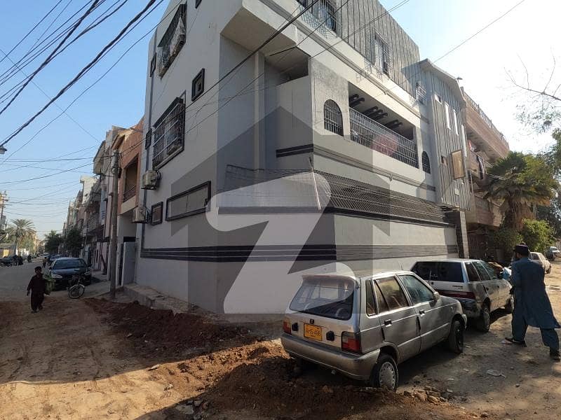 Beautiful House Available For Sale In Buffer Zone 15A/1 4