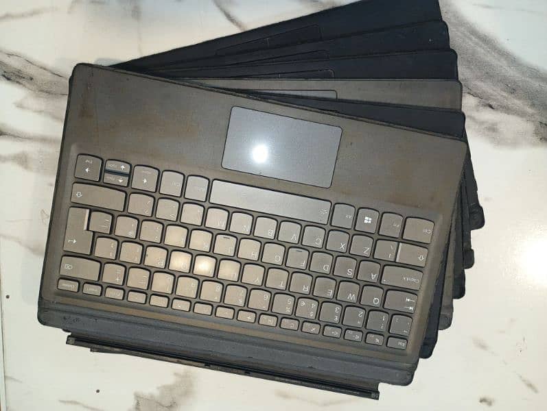 HP ELITE X2 G4  KEYBOARD Lenovo Miix 520 510- Keyboard 4