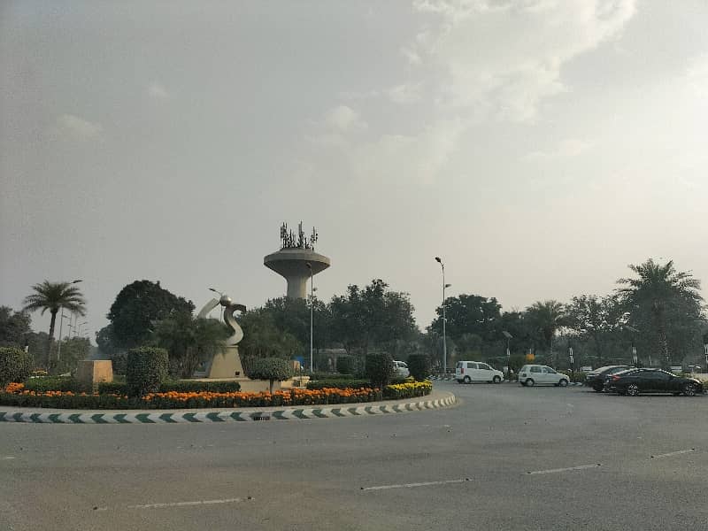 4 Kanal Corner Plot For Sale 1