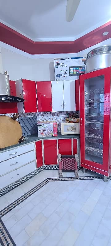 10 Marla House For Sale In Sukh Chayn Gardens Lahore 11
