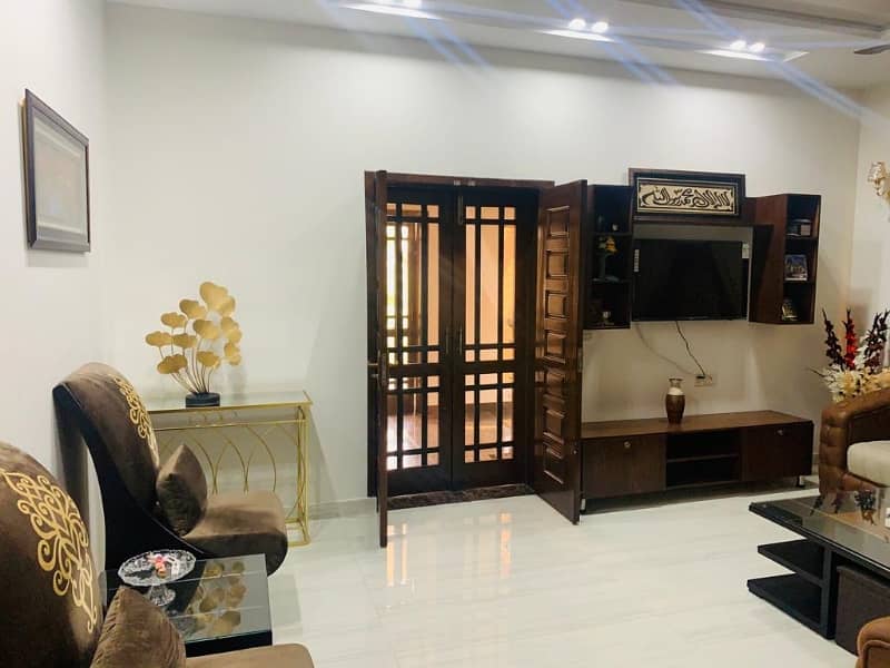 10 Marla Old House For Sale 1