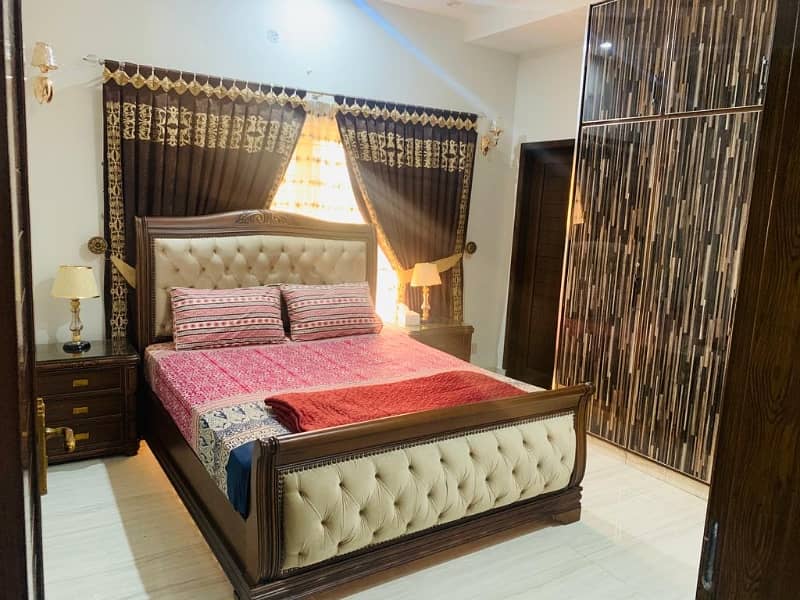 10 Marla Old House For Sale 2