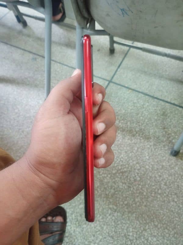 oppo f15 mobile for sale kit  hai all ok ha all thing working ma ha 0