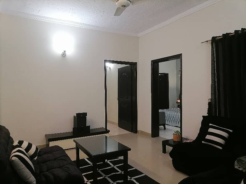 Get A 5 Marla Flat For Rent In Askari 11 - Sector C 7