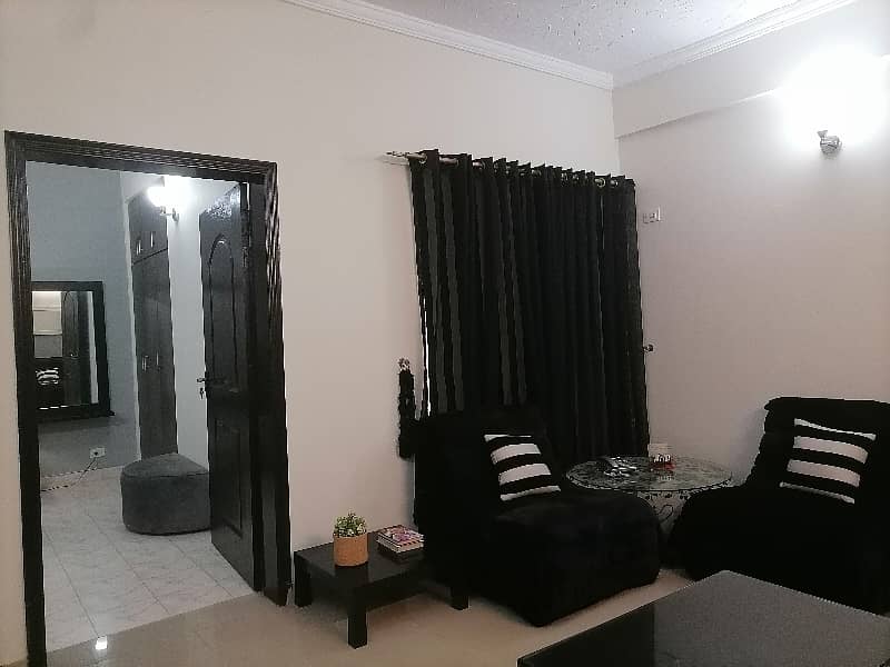 Get A 5 Marla Flat For Rent In Askari 11 - Sector C 8