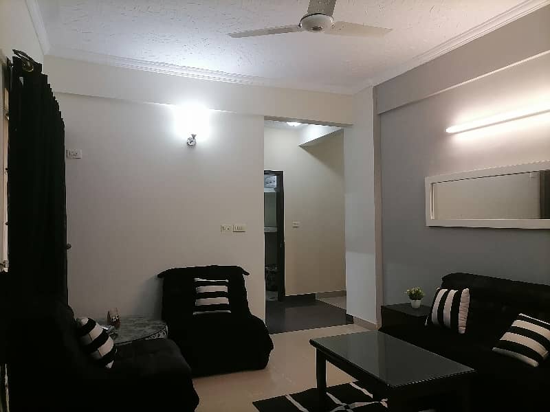 Get A 5 Marla Flat For Rent In Askari 11 - Sector C 9