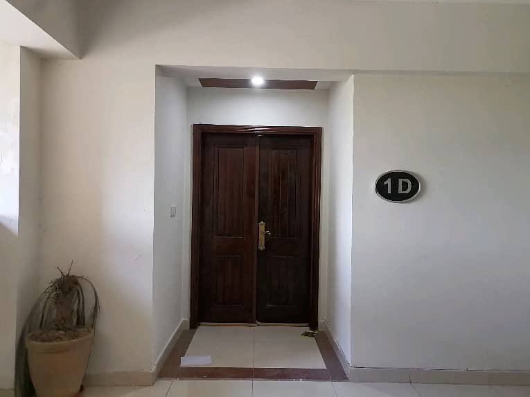 10 Marla Flat For Sale In Askari 11 - Sector B Lahore 1