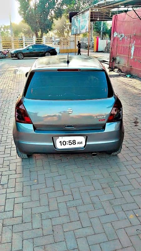 Suzuki Swift 2011 1