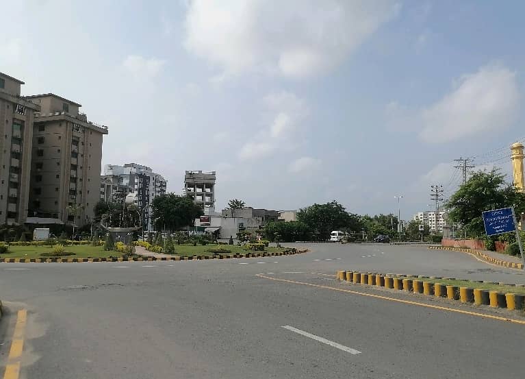 A 10 Marla Flat Is Up For Grabs In Askari 3