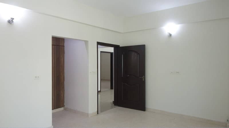 A 10 Marla Flat Is Up For Grabs In Askari 20