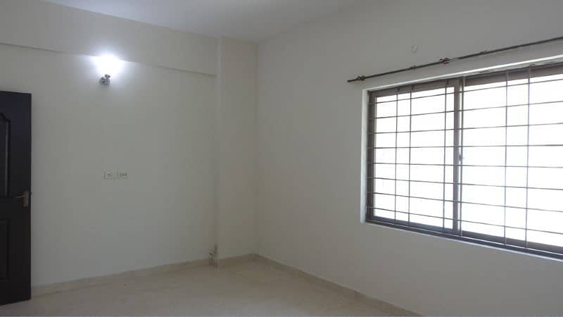 A 10 Marla Flat Is Up For Grabs In Askari 23