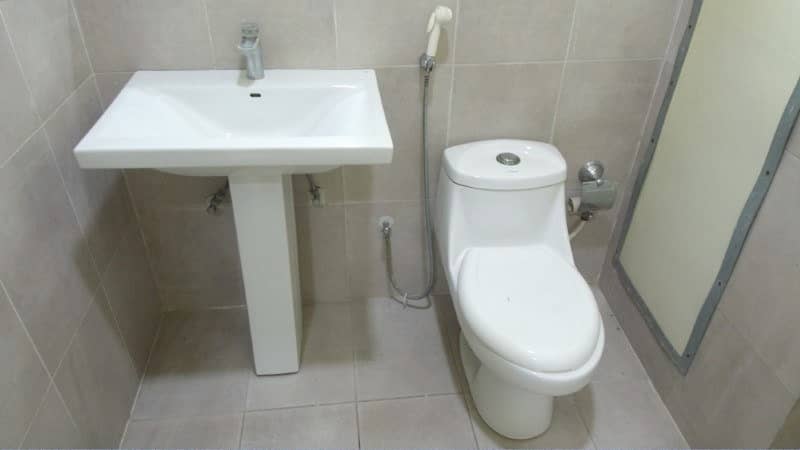 A 10 Marla Flat Is Up For Grabs In Askari 24