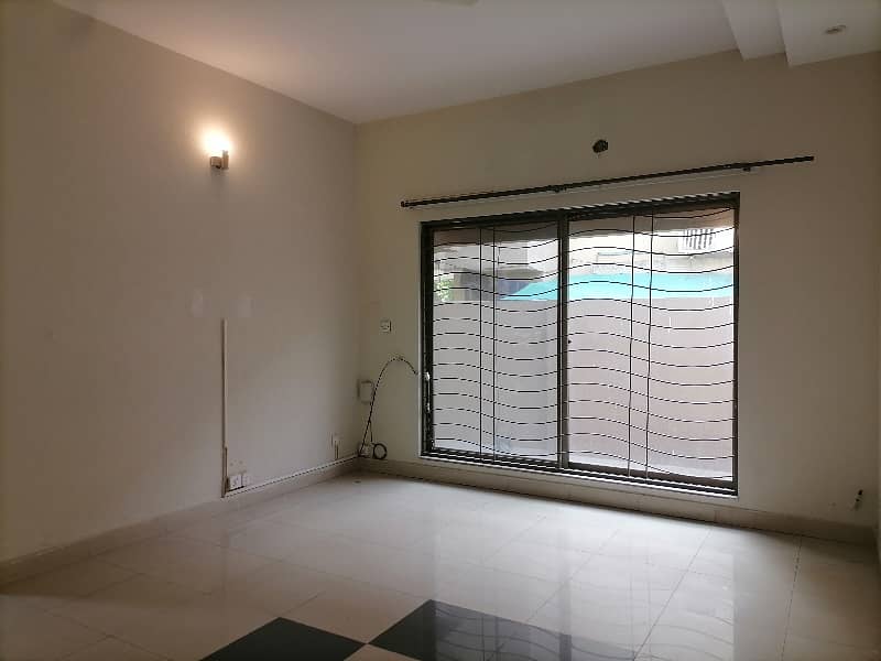 Reserve A Facing Park House Of 14 Marla Now In Askari 11 - Sector A 6