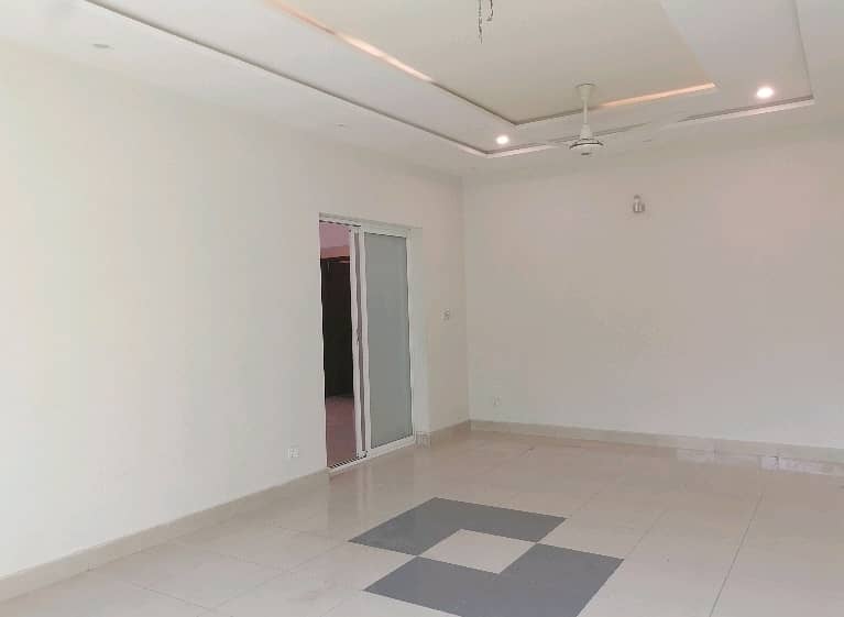 Reserve A Facing Park House Of 14 Marla Now In Askari 11 - Sector A 9