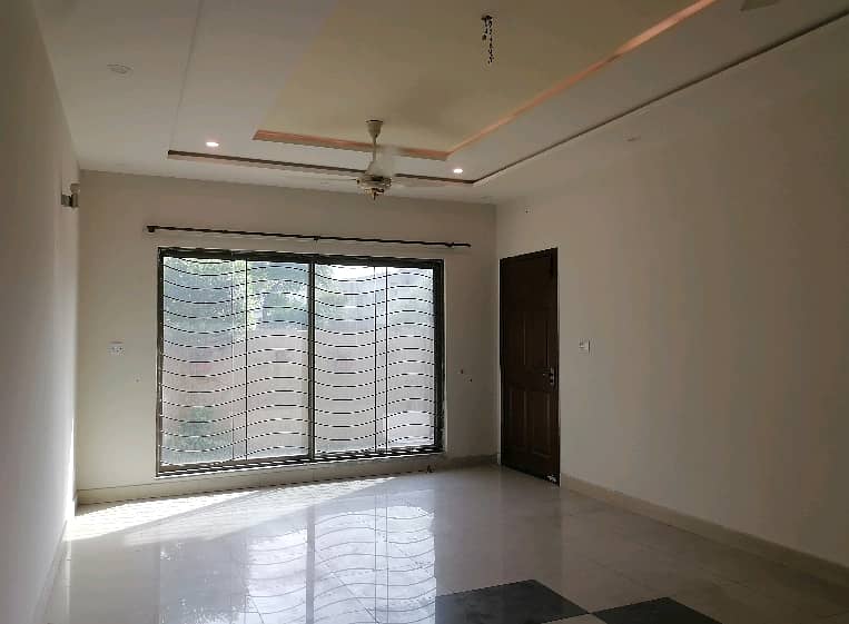 Reserve A Facing Park House Of 14 Marla Now In Askari 11 - Sector A 12