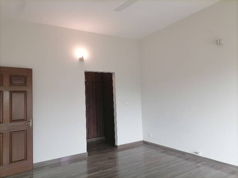 Reserve A Facing Park House Of 14 Marla Now In Askari 11 - Sector A 19
