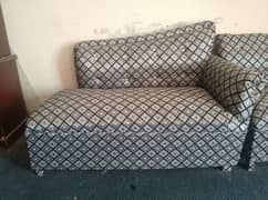 deewan 2 seater 1 seat 1 seat 1 table