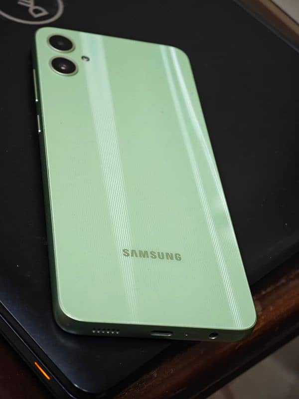 Samsung Galaxy A05 0