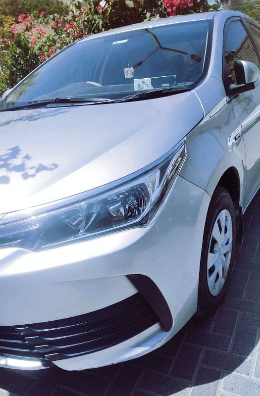 Toyota Corolla GLI 2019 Auto 1