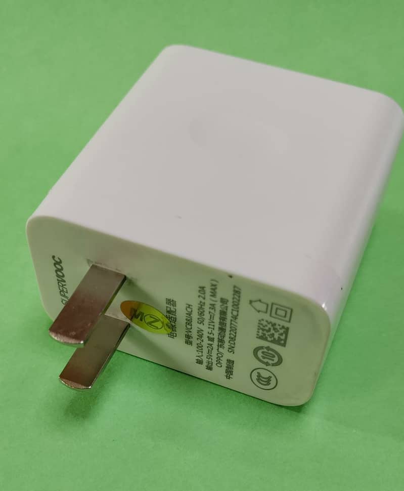 OnePlus charger 80w with cable 10 pro model 100% original box pulled 2